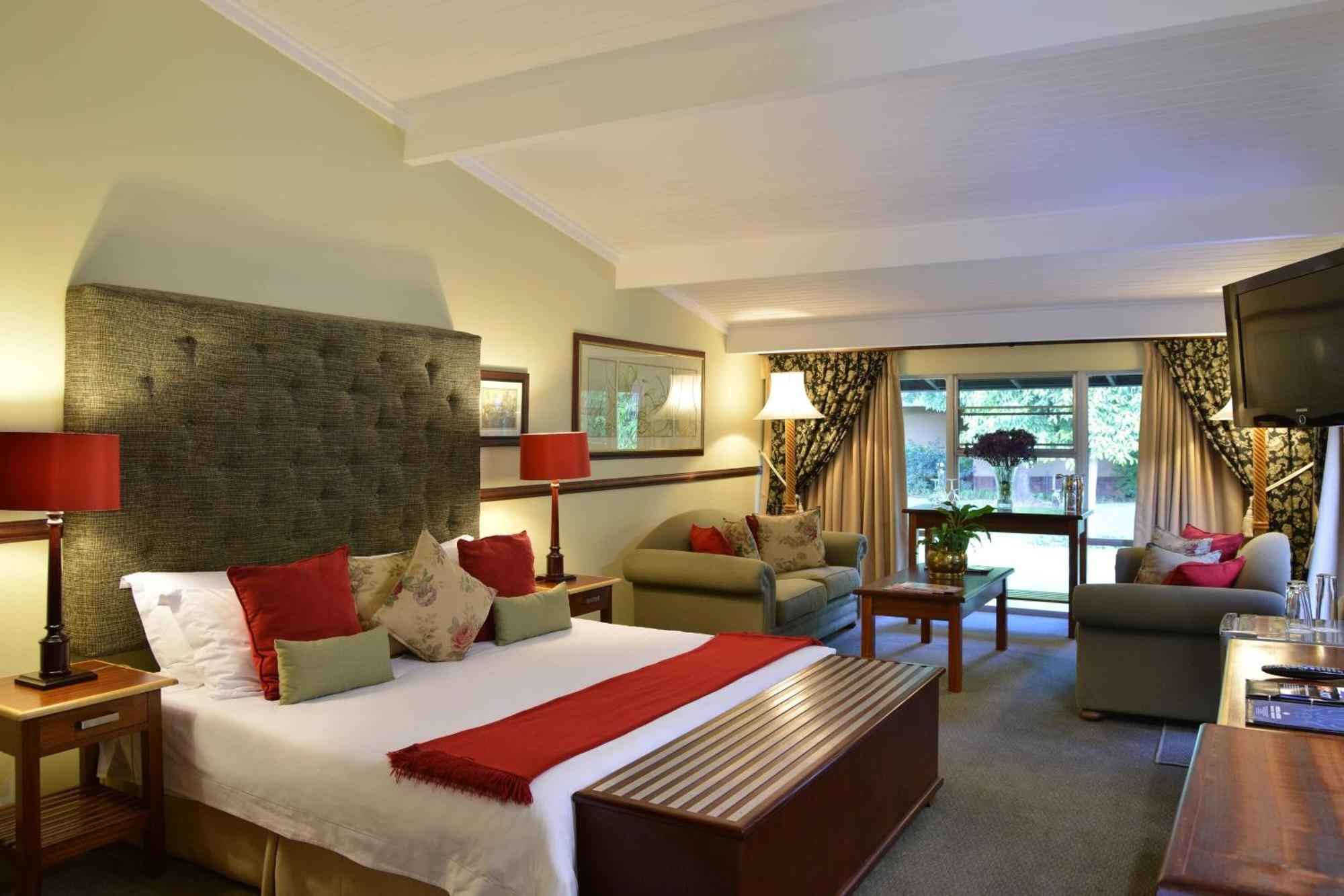 Protea Hotel By Marriott Polokwane Ranch Resort Exterior foto