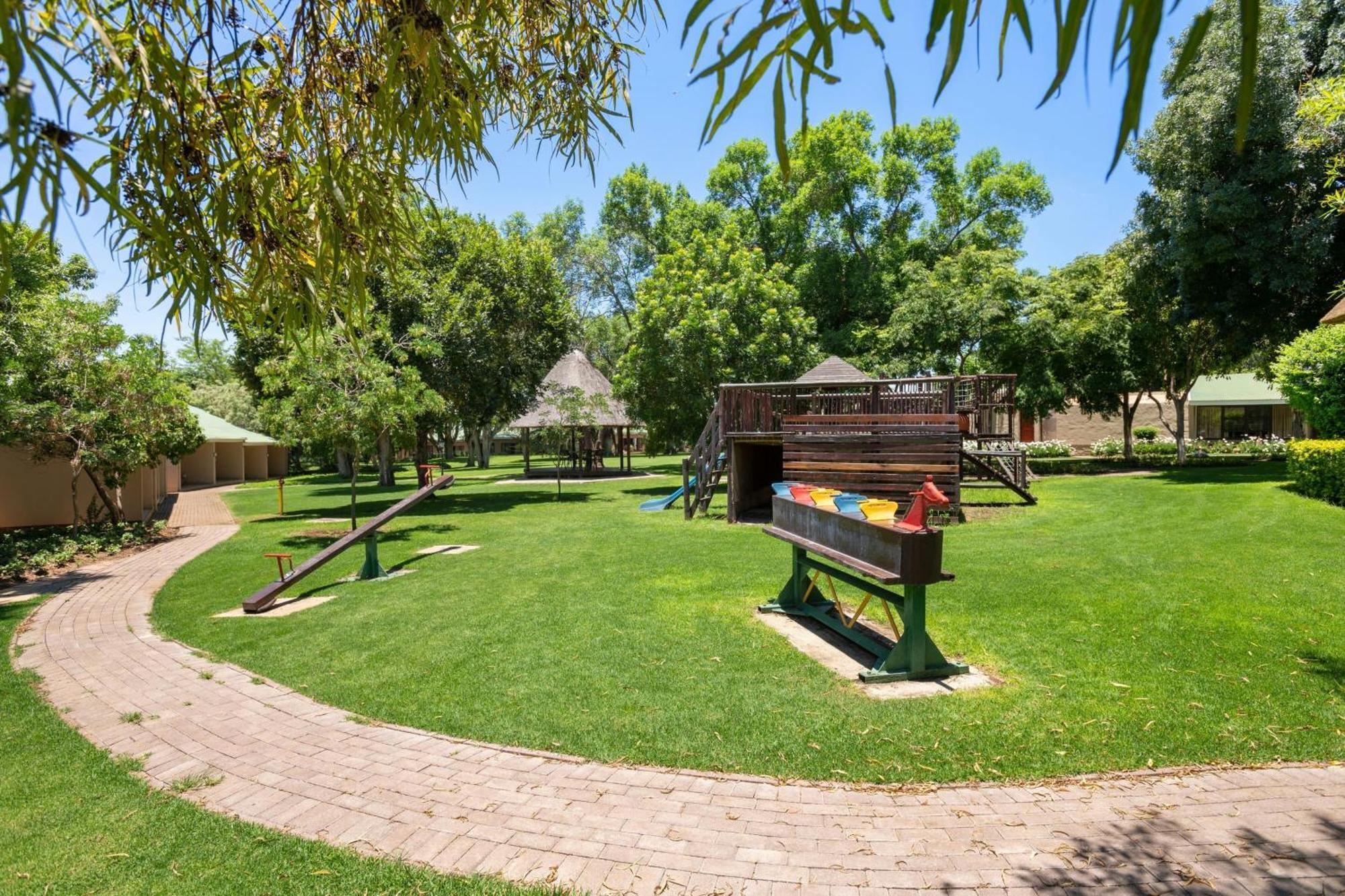 Protea Hotel By Marriott Polokwane Ranch Resort Exterior foto